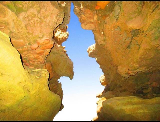 LAND FOR SALE IN DANA BAY